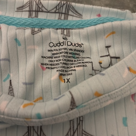 Cuddl Duds Womens Pajama Set in Light Blue with Fun New York City Print - Picture 2 of 3